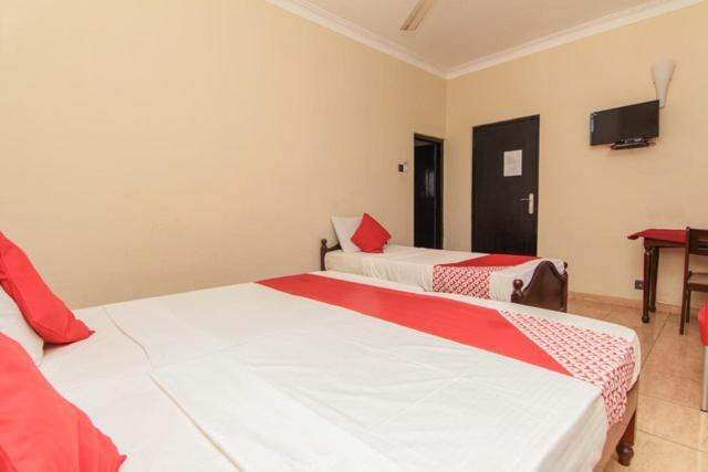 Eestee Rest Colombo Exterior photo